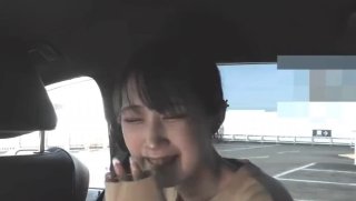 牛仔短裙颜值美女 镜头前特写口交穿着内裤摸穴 双腿肩上扛抽插猛操 骑乘拉着手后入啊啊叫
